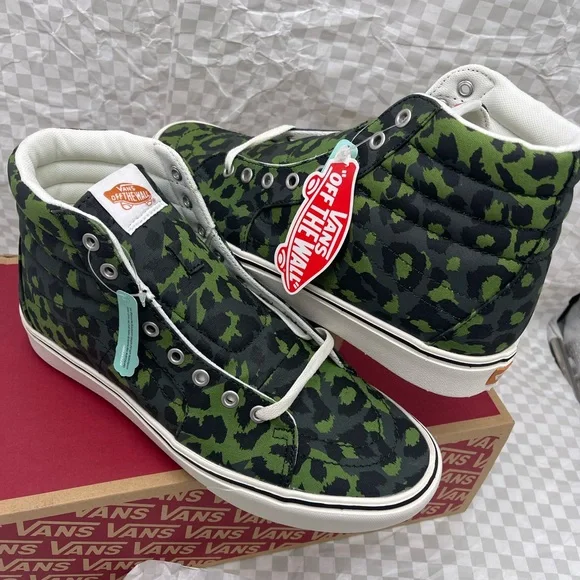Vans Men’s Comfycush Sk8-Hi Leopard Cactus Scarab Sneakers VN0A3WMB9L9